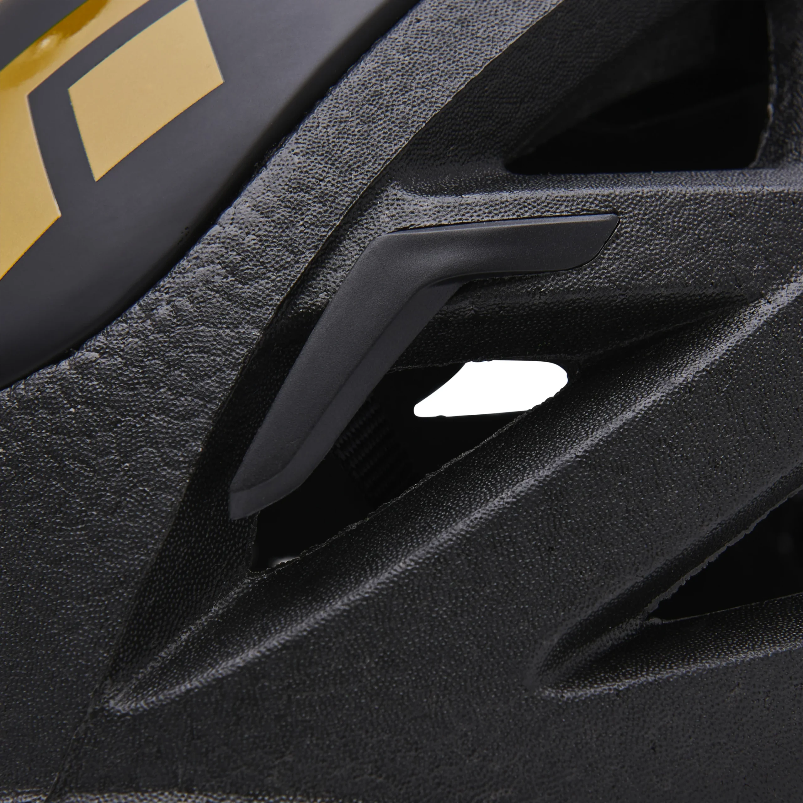 620008_0002_VAPOR_HELMET_Black_06