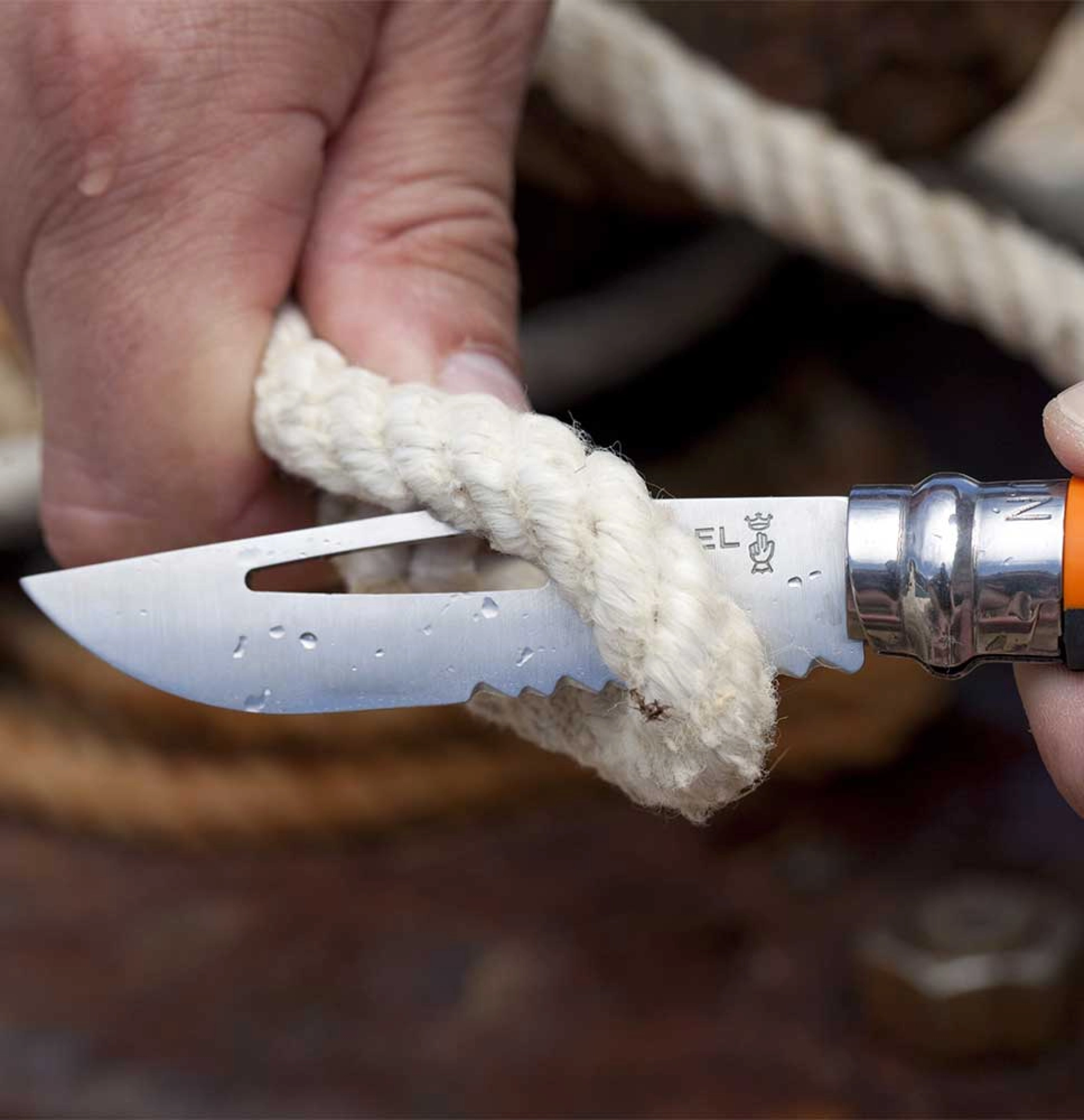 Navaja Opinel N°08 Outdoor Naranja | Cuchillo Multiaventura de Alta Visibilidad 2 Navaja Opinel N°08 Outdoor Naranja | Cuchillo Multiaventura de Alta Visibilidad - Imagen 2